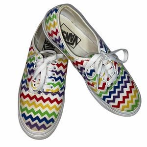 Vans Off the Wall Rainbow Zig Zag Chevron, Women's Size 7